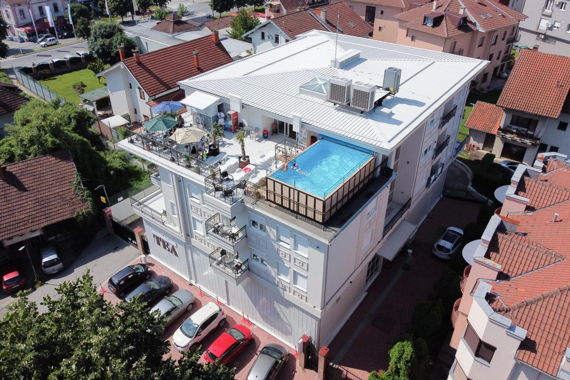 Smestaj Tea Sa Dva Bazena I Besplatan Parking Vrnjačka Banja Buitenkant foto